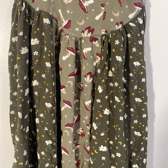 Hot Topic Thorn & Fable Mushroom Green Color-Block Midi Cami Dress, Size S - Picture 7 of 8